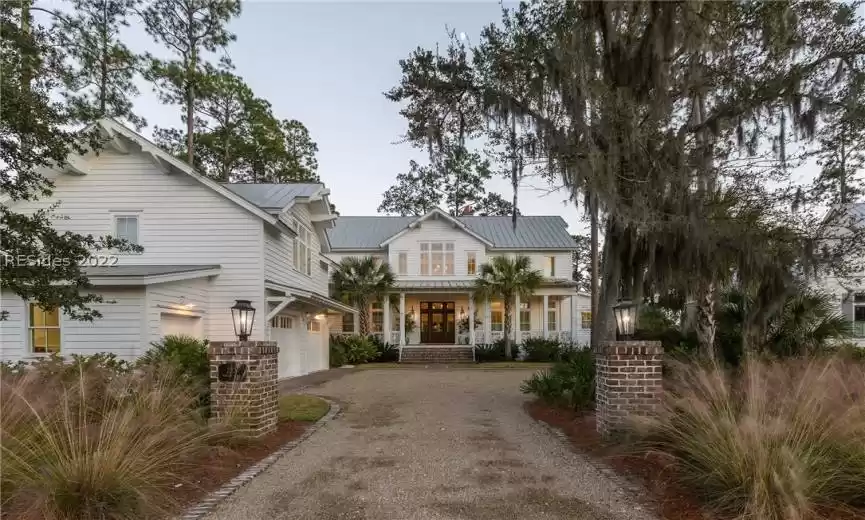 Bluffton, South Carolina 29910, 6 Bedrooms Bedrooms, ,6 BathroomsBathrooms,Residential,For Sale,430449