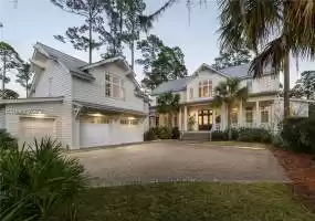 Bluffton, South Carolina 29910, 6 Bedrooms Bedrooms, ,6 BathroomsBathrooms,Residential,For Sale,430449