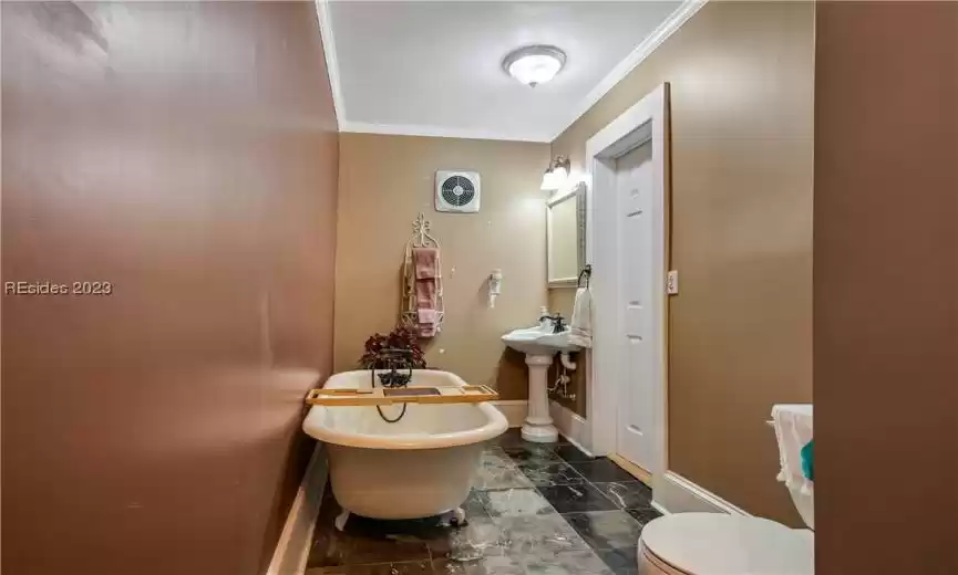 No half bath in this home your guest are provided every comfort in this spacious 1st floor guest bath.