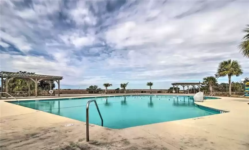 Saint Helena Island, South Carolina 29920, 1 Bedroom Bedrooms, ,1 BathroomBathrooms,Residential,For Sale,437732