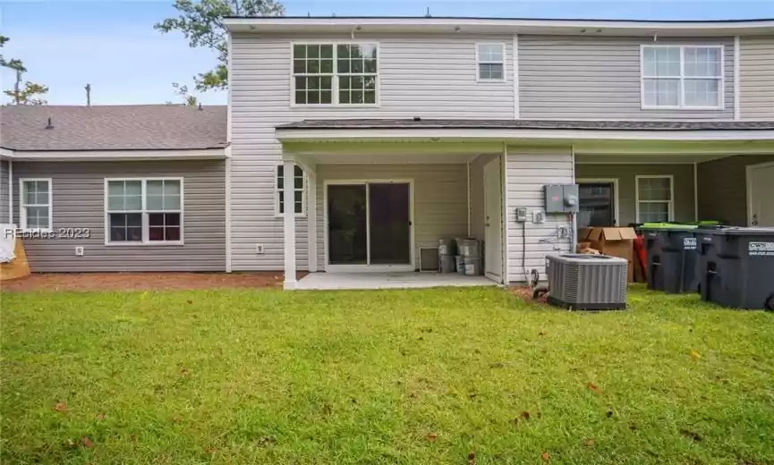 Beaufort, South Carolina 29906, 2 Bedrooms Bedrooms, ,2 BathroomsBathrooms,Residential,For Sale,438466