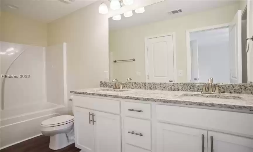 Beaufort, South Carolina 29906, 2 Bedrooms Bedrooms, ,2 BathroomsBathrooms,Residential,For Sale,438466