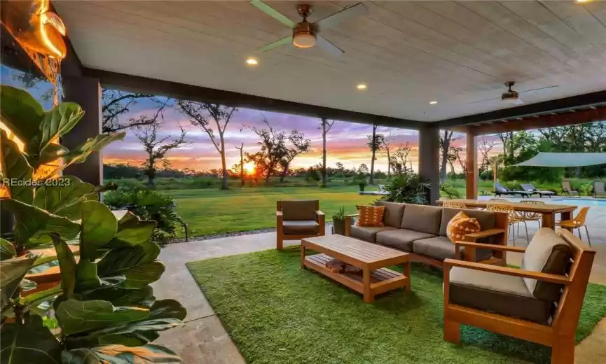 1,000 SQFT OUTDOOR SPACE UNDER ROOF.