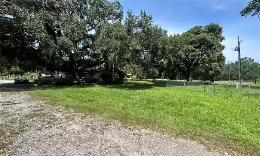 Beaufort, South Carolina 29906, 3 Bedrooms Bedrooms, ,2 BathroomsBathrooms,Residential,For Sale,438778