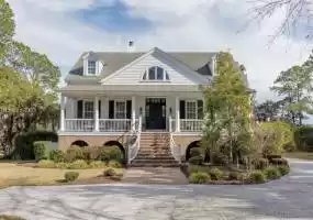 Bluffton, South Carolina 29909, 5 Bedrooms Bedrooms, ,4 BathroomsBathrooms,Residential,For Sale,438785