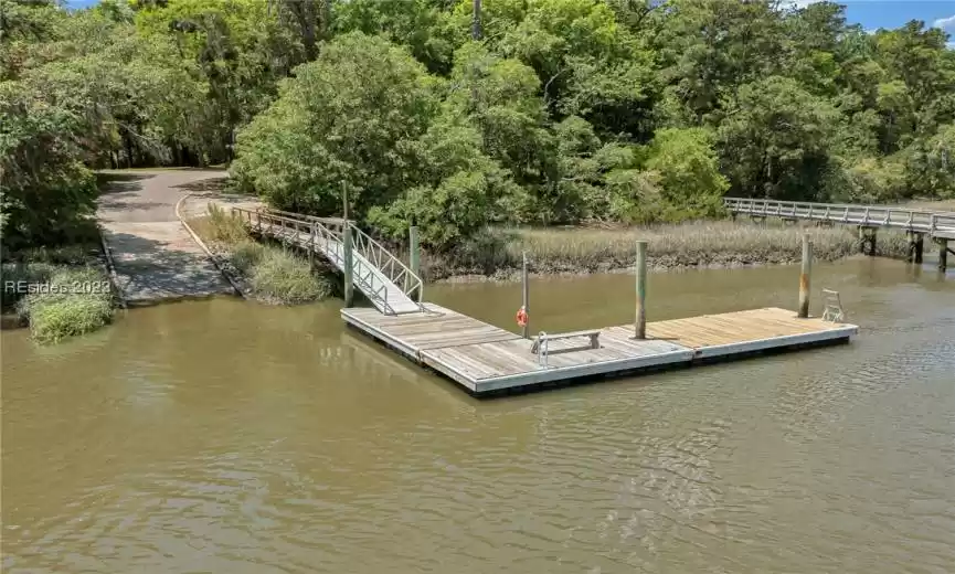 Huspah Landing with additional Dock