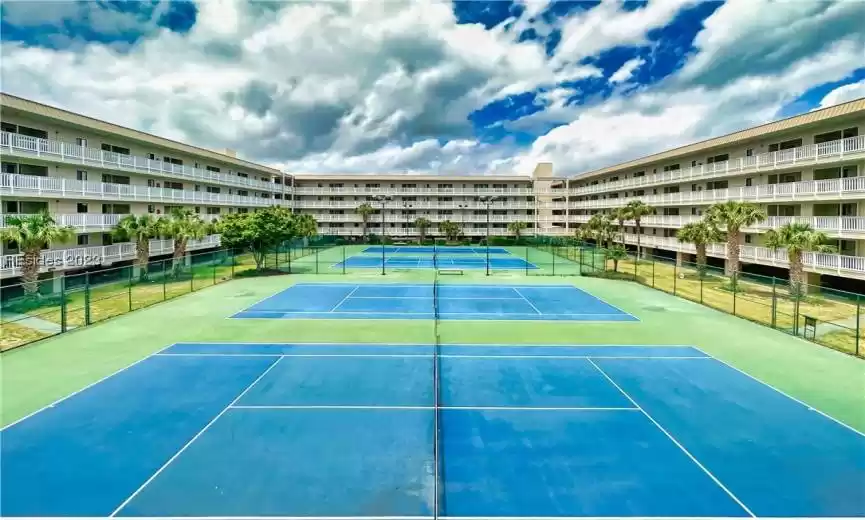 Hilton Head Island, South Carolina 29928, 2 Bedrooms Bedrooms, ,2 BathroomsBathrooms,Residential,For Sale,439489