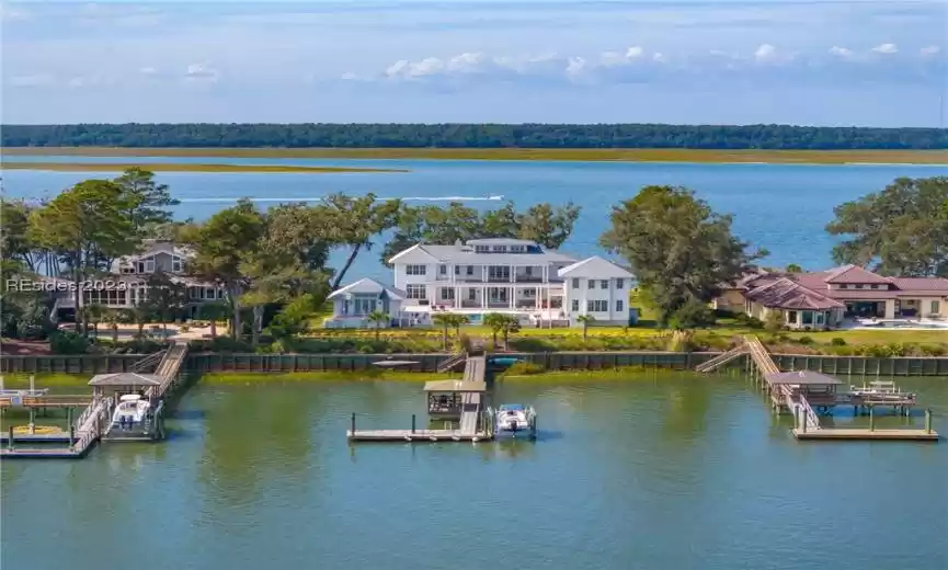 Fabulous double waterfront property both Calibogue Sound and Broad Creek.