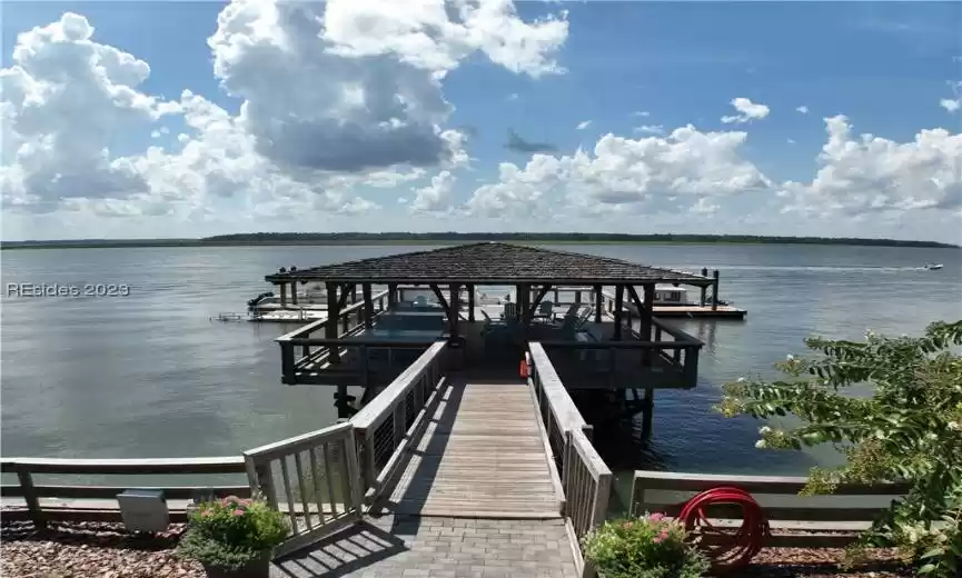 Bluffton, South Carolina 29910, 4 Bedrooms Bedrooms, ,5 BathroomsBathrooms,Residential,For Sale,439337