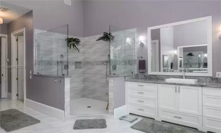 Bluffton, South Carolina 29910, 4 Bedrooms Bedrooms, ,5 BathroomsBathrooms,Residential,For Sale,439337