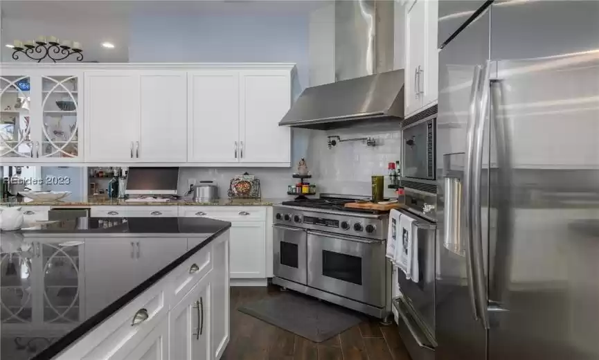 Bluffton, South Carolina 29910, 4 Bedrooms Bedrooms, ,5 BathroomsBathrooms,Residential,For Sale,439337