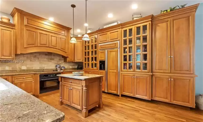 Hilton Head Island, South Carolina 29926, 4 Bedrooms Bedrooms, ,3 BathroomsBathrooms,Residential,For Sale,440202