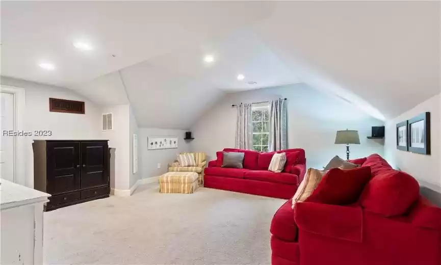 Hilton Head Island, South Carolina 29926, 4 Bedrooms Bedrooms, ,3 BathroomsBathrooms,Residential,For Sale,440202