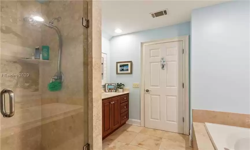 Hilton Head Island, South Carolina 29926, 4 Bedrooms Bedrooms, ,3 BathroomsBathrooms,Residential,For Sale,440202