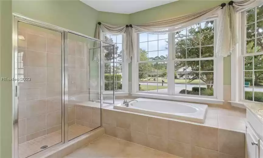 Bluffton, South Carolina 29910, 4 Bedrooms Bedrooms, ,4 BathroomsBathrooms,Residential,For Sale,440273