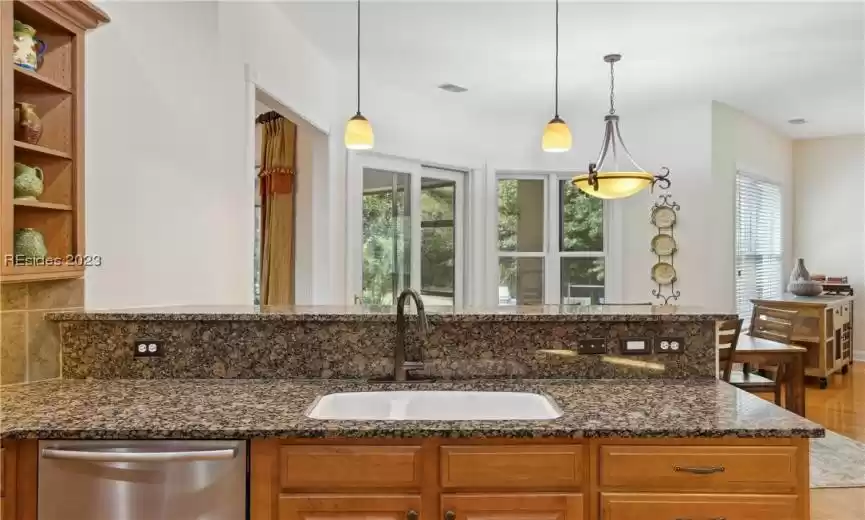 Bluffton, South Carolina 29910, 4 Bedrooms Bedrooms, ,4 BathroomsBathrooms,Residential,For Sale,440273