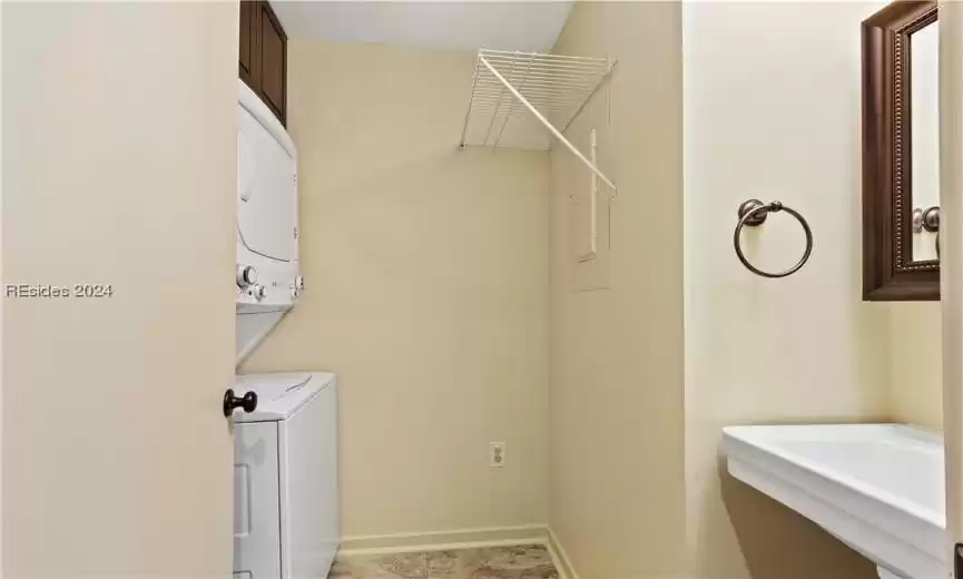 Hilton Head Island, South Carolina 29926, 2 Bedrooms Bedrooms, ,2 BathroomsBathrooms,Residential,For Sale,440264