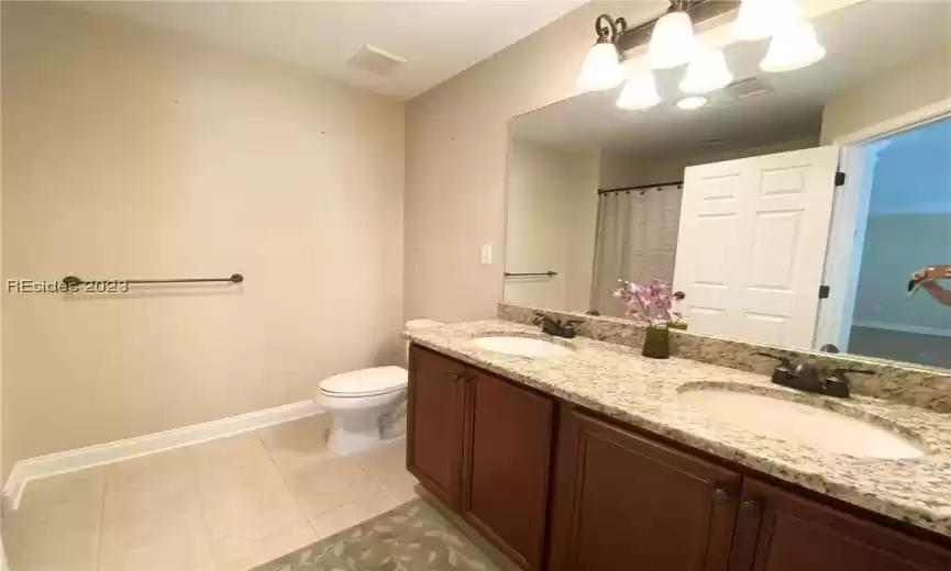 Upstairs Full Bath