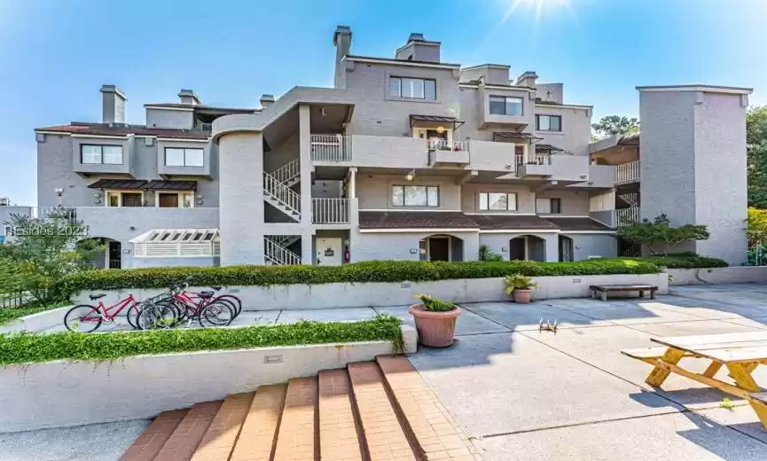 Hilton Head Island, South Carolina 29928, 2 Bedrooms Bedrooms, ,2 BathroomsBathrooms,Residential,For Sale,440581