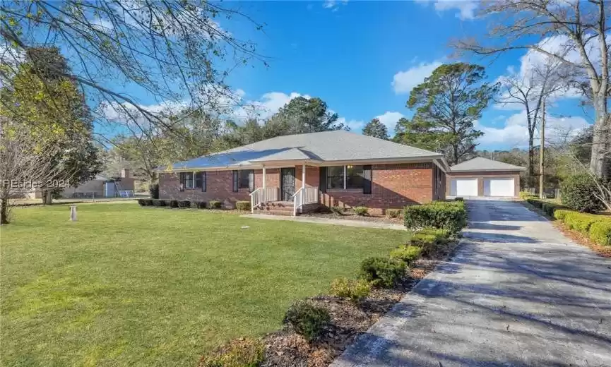 Ridgeland, South Carolina 29936, 4 Bedrooms Bedrooms, ,2 BathroomsBathrooms,Residential,For Sale,436631