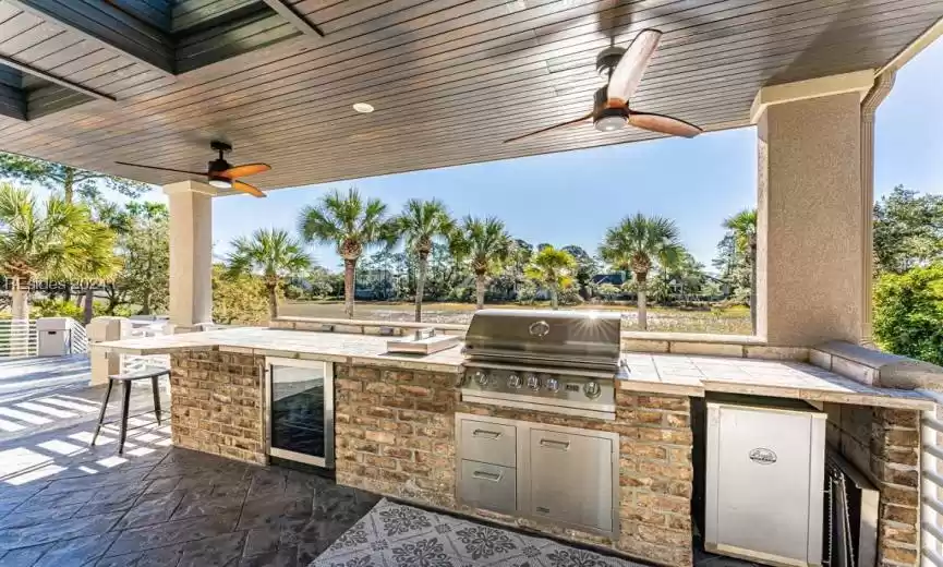 Hilton Head Island, South Carolina 29926, 5 Bedrooms Bedrooms, ,5 BathroomsBathrooms,Residential,For Sale,441650