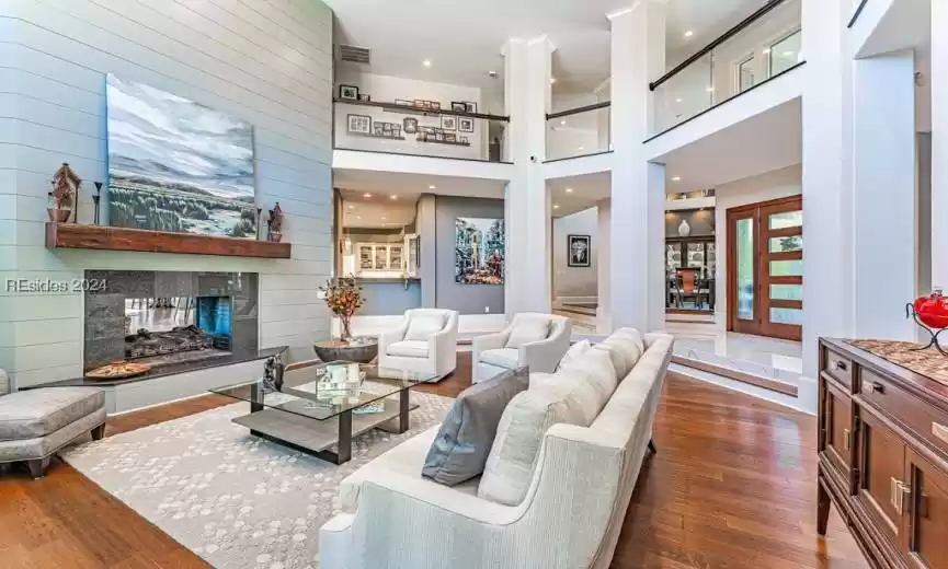 Hilton Head Island, South Carolina 29926, 5 Bedrooms Bedrooms, ,5 BathroomsBathrooms,Residential,For Sale,441650