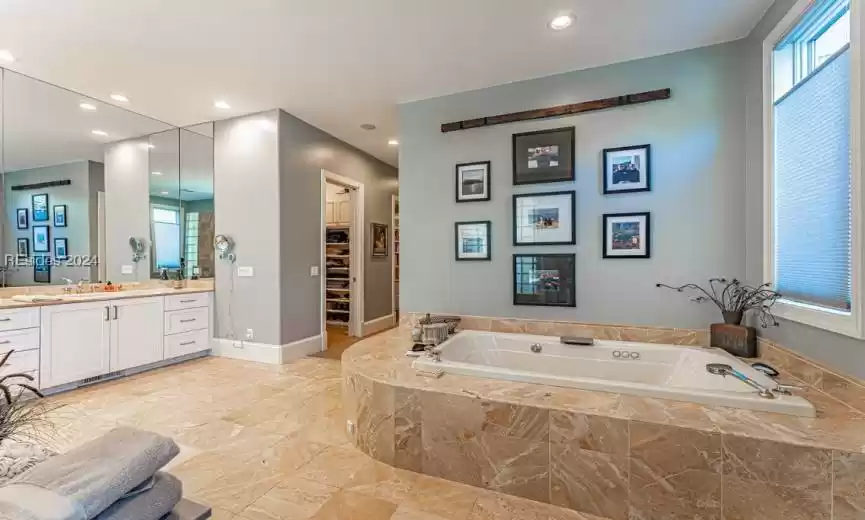 Hilton Head Island, South Carolina 29926, 5 Bedrooms Bedrooms, ,5 BathroomsBathrooms,Residential,For Sale,441650