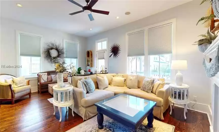 Beaufort, South Carolina 29906, 3 Bedrooms Bedrooms, ,3 BathroomsBathrooms,Residential,For Sale,441709