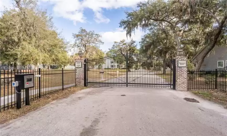 Beaufort, South Carolina 29902, ,Land,For Sale,441687