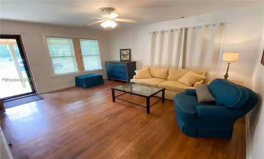 Port Royal, South Carolina 29935, 3 Bedrooms Bedrooms, ,1 BathroomBathrooms,Residential,For Sale,441691