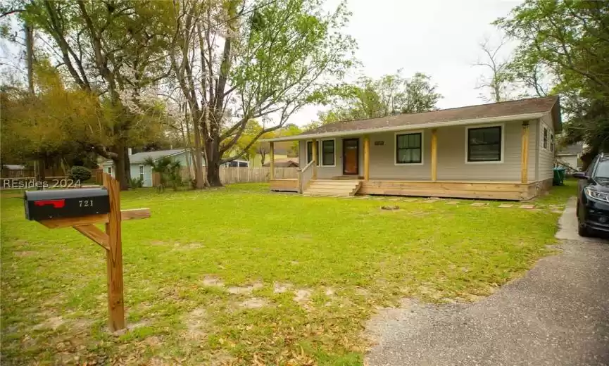Port Royal, South Carolina 29935, 3 Bedrooms Bedrooms, ,1 BathroomBathrooms,Residential,For Sale,441691