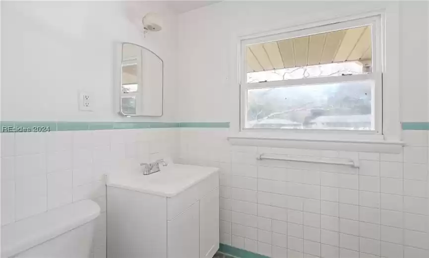 Beaufort, South Carolina 29902, 3 Bedrooms Bedrooms, ,1 BathroomBathrooms,Residential,For Sale,441762