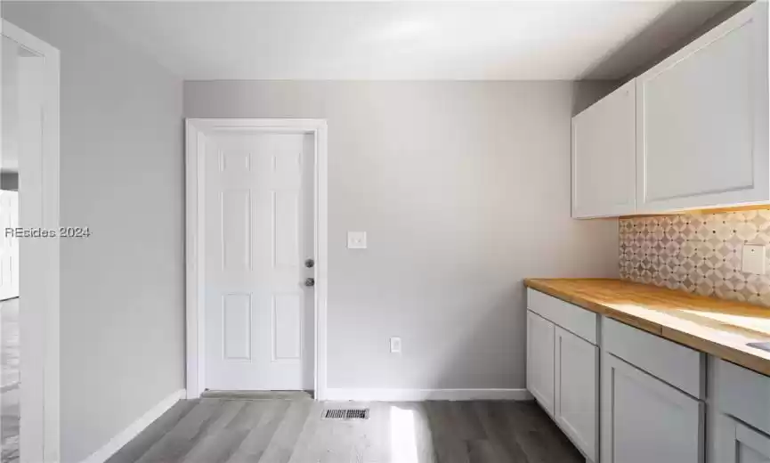 Beaufort, South Carolina 29902, 3 Bedrooms Bedrooms, ,1 BathroomBathrooms,Residential,For Sale,441762