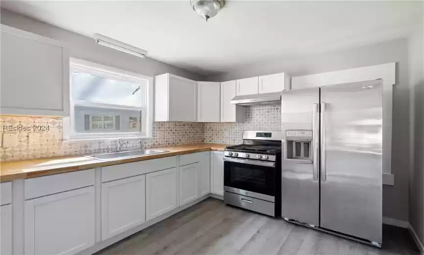 Beaufort, South Carolina 29902, 3 Bedrooms Bedrooms, ,1 BathroomBathrooms,Residential,For Sale,441762