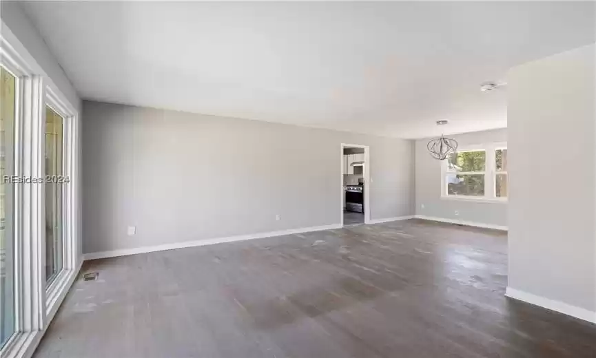 Beaufort, South Carolina 29902, 3 Bedrooms Bedrooms, ,1 BathroomBathrooms,Residential,For Sale,441762