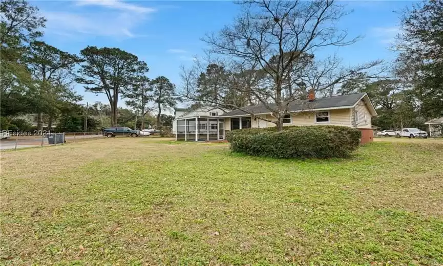 Beaufort, South Carolina 29902, 3 Bedrooms Bedrooms, ,1 BathroomBathrooms,Residential,For Sale,441762
