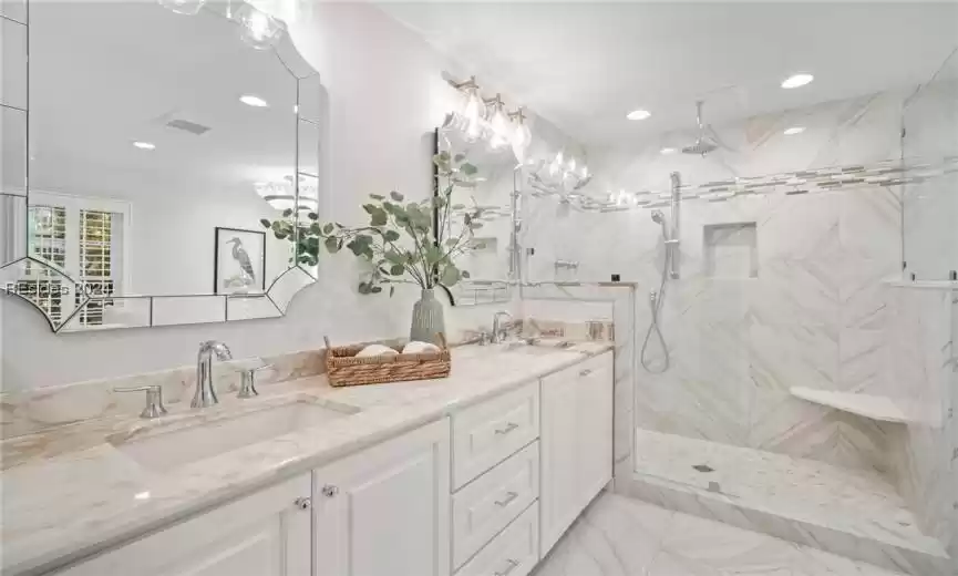 Hilton Head Island, South Carolina 29928, 5 Bedrooms Bedrooms, ,5 BathroomsBathrooms,Residential,For Sale,441822