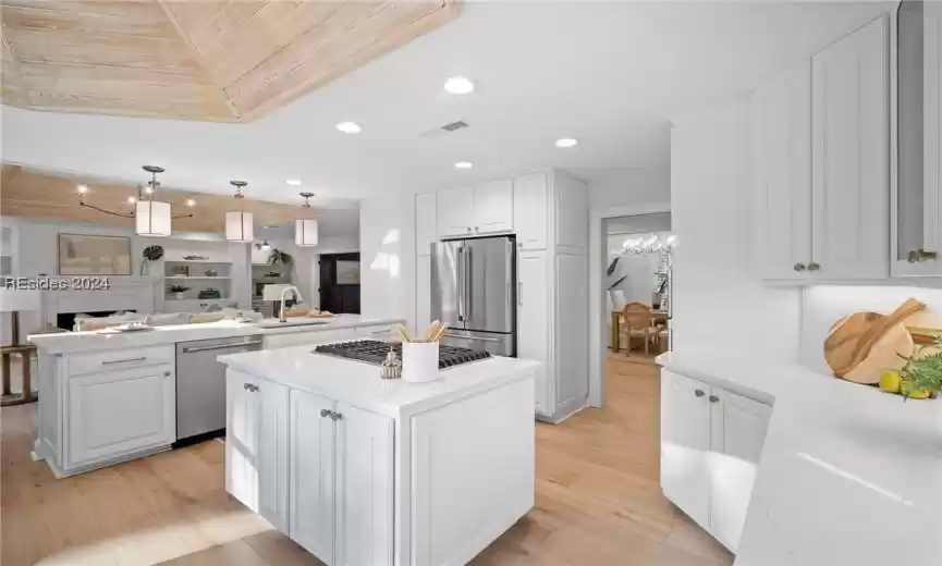 Hilton Head Island, South Carolina 29928, 5 Bedrooms Bedrooms, ,5 BathroomsBathrooms,Residential,For Sale,441822