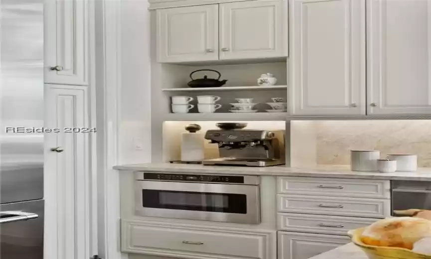 Daufuskie Island, South Carolina 29915, 4 Bedrooms Bedrooms, ,3 BathroomsBathrooms,Residential,For Sale,441865