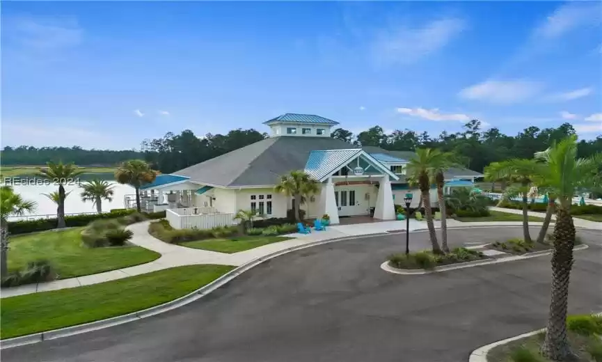 Latitude Lake Club