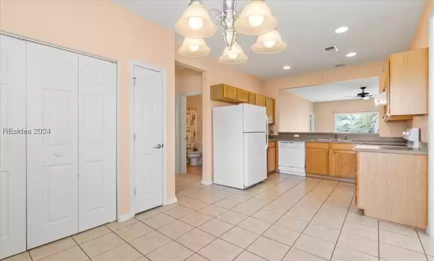 Bluffton, South Carolina 29909, 2 Bedrooms Bedrooms, ,2 BathroomsBathrooms,Residential,For Sale,441747