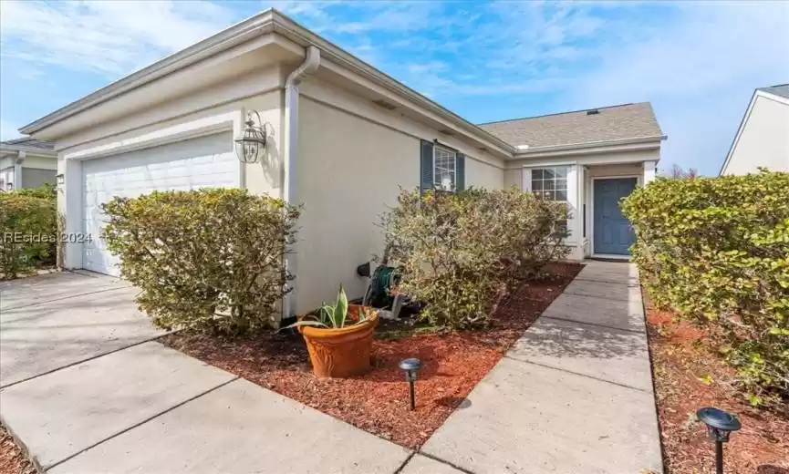 Bluffton, South Carolina 29909, 2 Bedrooms Bedrooms, ,2 BathroomsBathrooms,Residential,For Sale,441747