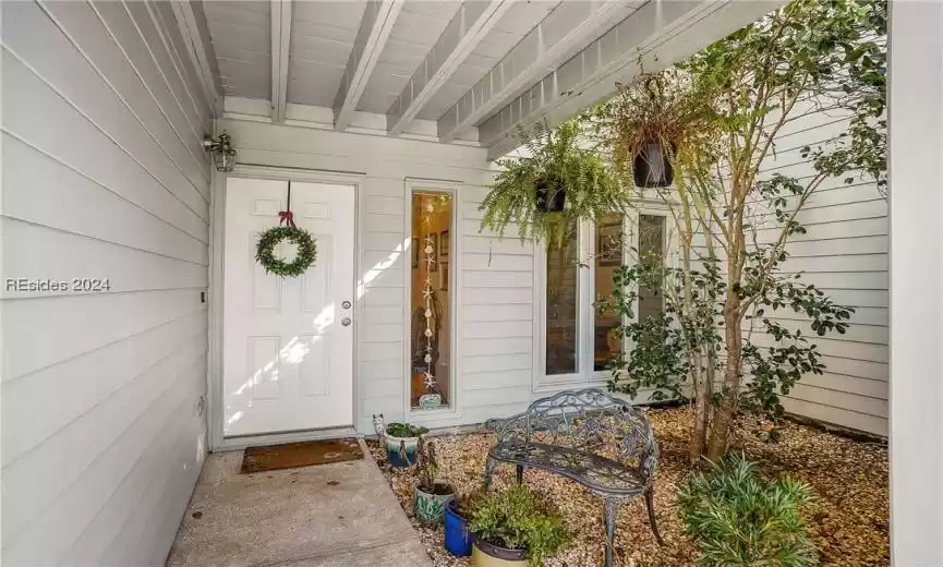 Beaufort, South Carolina 29907, 2 Bedrooms Bedrooms, ,2 BathroomsBathrooms,Residential,For Sale,441906