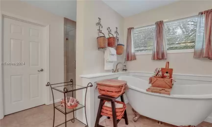 Bluffton, South Carolina 29910, 4 Bedrooms Bedrooms, ,2 BathroomsBathrooms,Residential,For Sale,441912