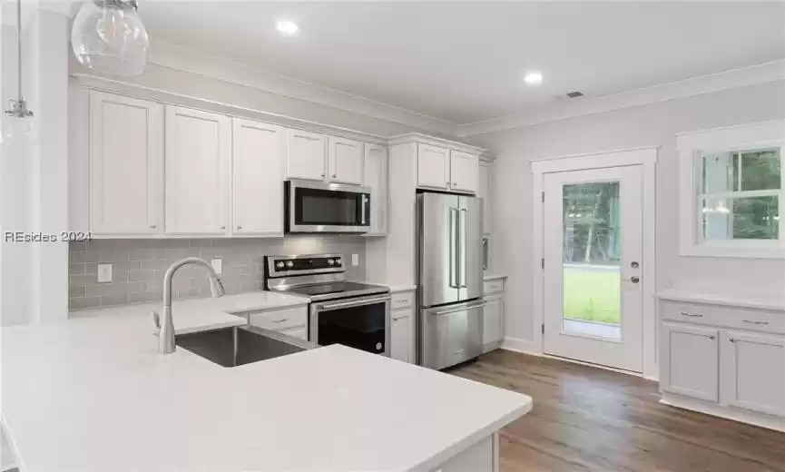 Beaufort, South Carolina 29907, 4 Bedrooms Bedrooms, ,3 BathroomsBathrooms,Residential,For Sale,441957