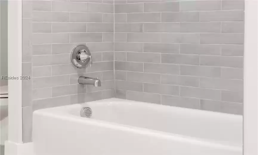 Beaufort, South Carolina 29907, 4 Bedrooms Bedrooms, ,3 BathroomsBathrooms,Residential,For Sale,441957