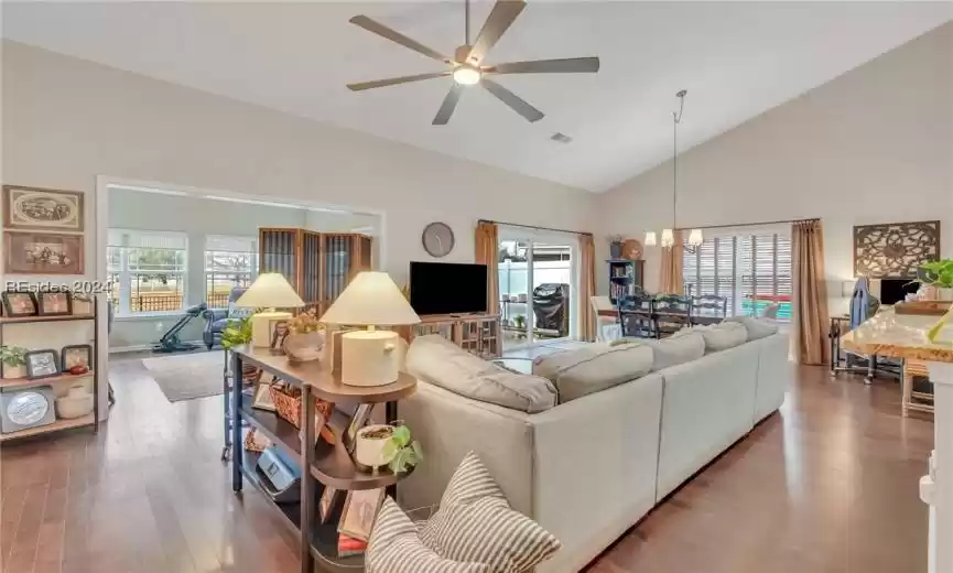 Bluffton, South Carolina 29910, 3 Bedrooms Bedrooms, ,2 BathroomsBathrooms,Residential,For Sale,441862