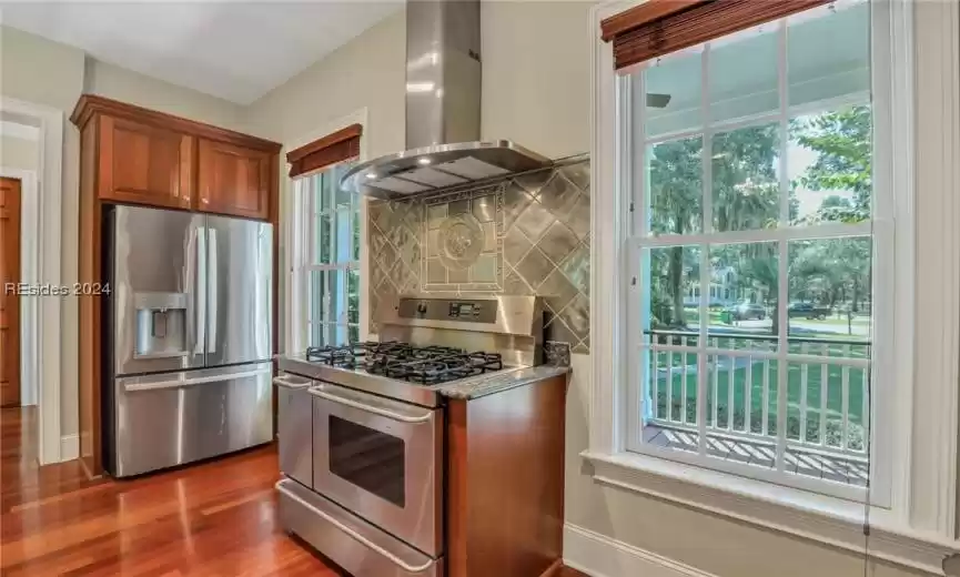 Beaufort, South Carolina 29907, 3 Bedrooms Bedrooms, ,3 BathroomsBathrooms,Residential,For Sale,441942