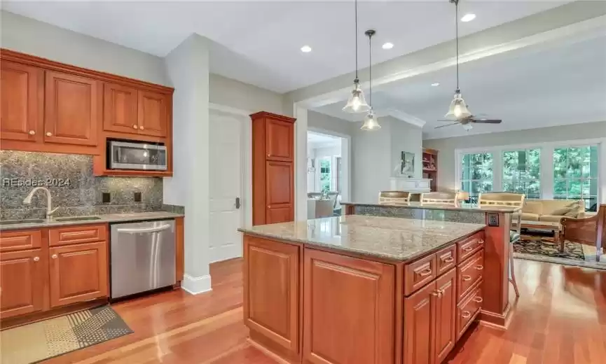 Beaufort, South Carolina 29907, 3 Bedrooms Bedrooms, ,3 BathroomsBathrooms,Residential,For Sale,441942