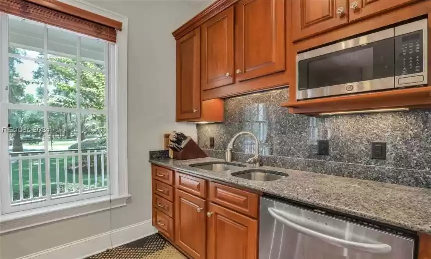 Beaufort, South Carolina 29907, 3 Bedrooms Bedrooms, ,3 BathroomsBathrooms,Residential,For Sale,441942